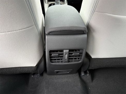 Used 2023 Toyota Corolla Cross LE image 24