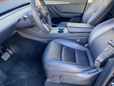 Used 2023 Tesla Model Y Long Range image 11