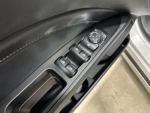 Used 2019 Ford Fusion Titanium image 15