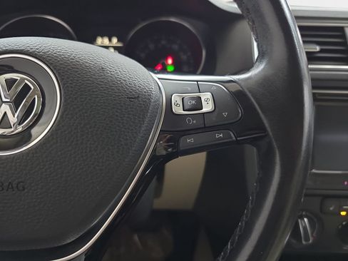 Used 2016 Volkswagen Jetta SE FWD image 20