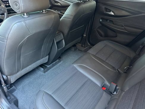 Used 2025 Buick Envista Preferred FWD image 4