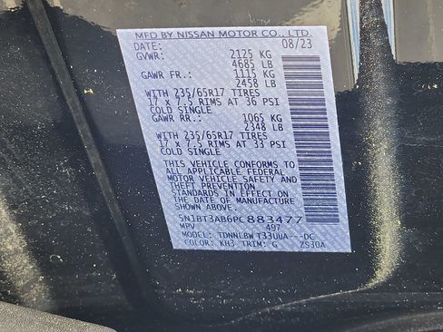 Used 2023 Nissan Rogue S AWD/4WD image 26