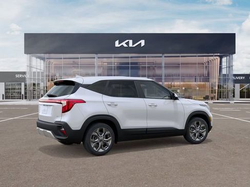 New 2026 Kia Seltos LX AWD/4WD image 7