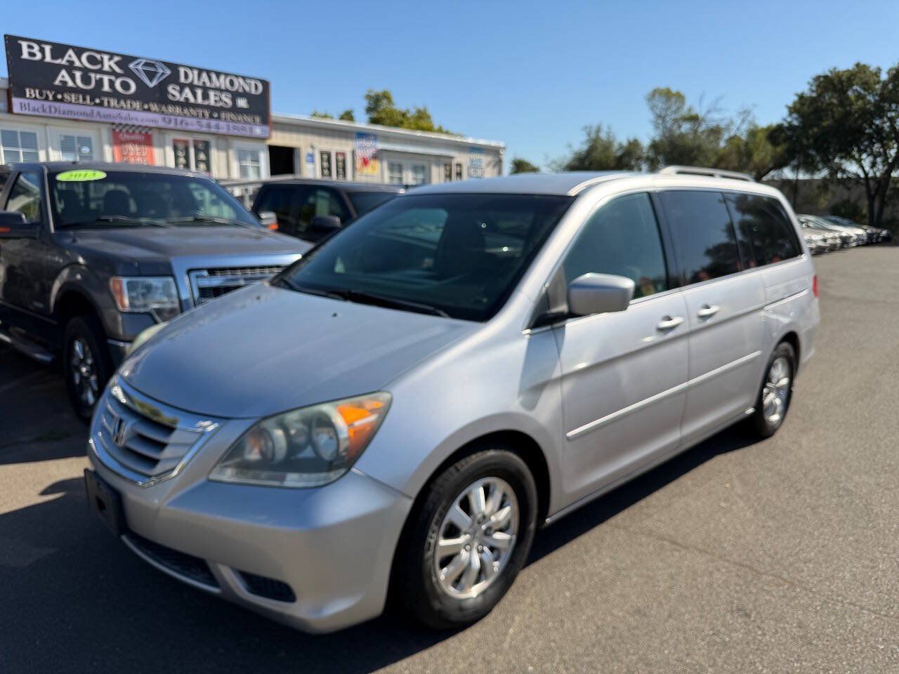 Used 2010 Honda Odyssey EX image 1
