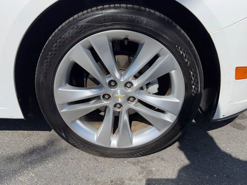 Used 2014 Chevrolet Cruze LTZ image 9