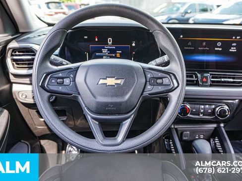Used 2025 Chevrolet TrailBlazer LT FWD image 27