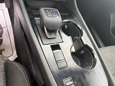 Used 2021 Nissan Rogue SV FWD image 21