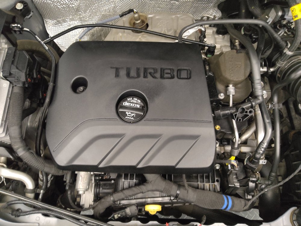 Used 2020 Buick Encore GX Essence w/ Advanced Technology Package FWD image 30