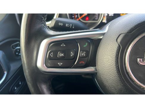 Used 2021 Jeep Wrangler Unlimited Sahara AWD/4WD image 14