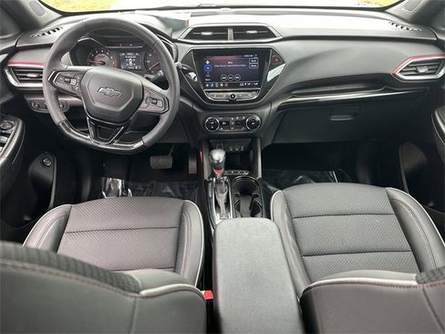 Used 2021 Chevrolet Colorado LT w/ Safety Package image 18