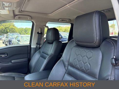 Used 2025 Nissan Frontier SL RWD image 4