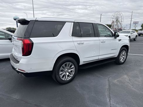 Used 2025 GMC Yukon Denali AWD/4WD image 2