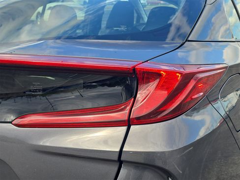 Used 2018 Toyota Prius Prime Plus image 8