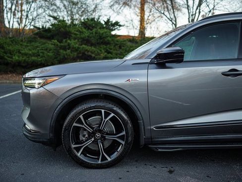Used 2022 Acura MDX A-Spec image 5