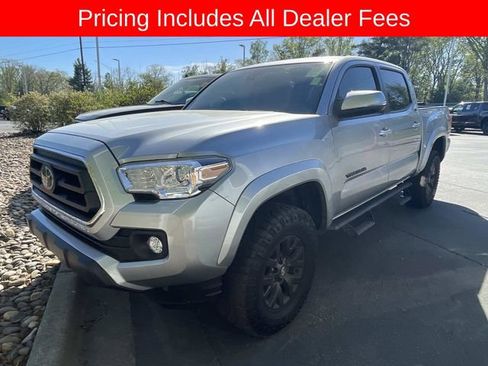 Used 2023 Toyota Tacoma SR5 AWD/4WD image 1