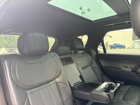 Used 2025 Land Rover Range Rover Sport SE AWD/4WD image 13
