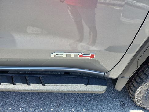New 2026 GMC Sierra 1500 AT4 AWD/4WD image 10