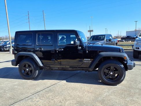 Used 2017 Jeep Wrangler Unlimited Sport w/ Quick Order Package 24S image 8
