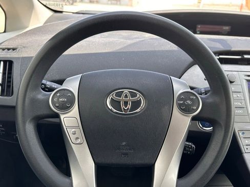 Used 2015 Toyota Prius Two image 23
