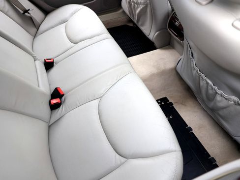 Used 2001 Mercedes-Benz S 500 image 12