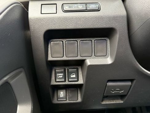 Certified 2024 Nissan Frontier SV image 26