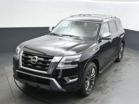 Used 2024 Nissan Armada Platinum w/ Captain's Chairs Package image 29