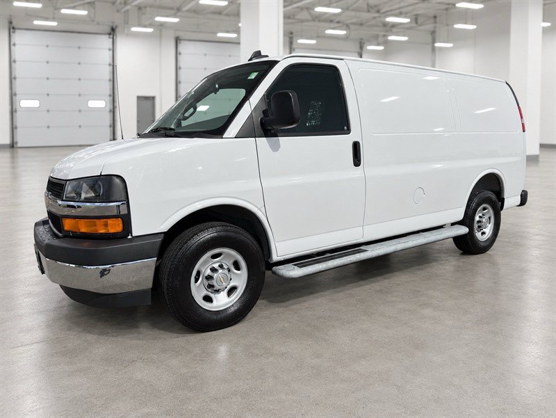 Used 2025 Chevrolet Express 2500 w/ Driver Convenience Package RWD image 14