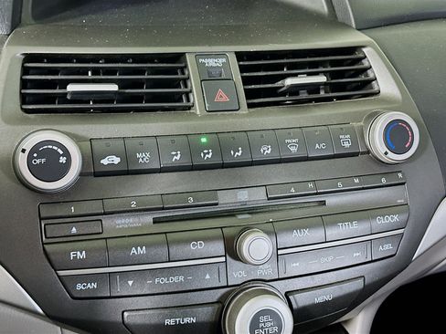 Used 2012 Honda Accord LX image 22