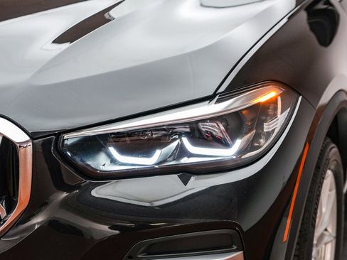 Certified 2023 BMW X5 xDrive45e w/ Climate Comfort Package image 8