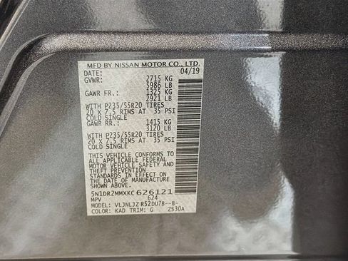 Used 2019 Nissan Pathfinder Platinum AWD/4WD image 37