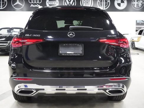 Used 2024 Mercedes-Benz GLC 300 4MATIC image 4