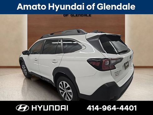 Used 2023 Subaru Outback Premium AWD/4WD image 8