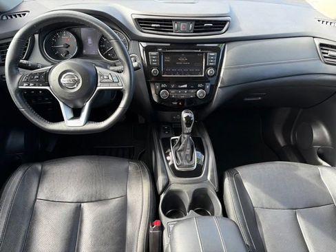 Used 2020 Nissan Rogue SL w/ Premium Package AWD/4WD image 18