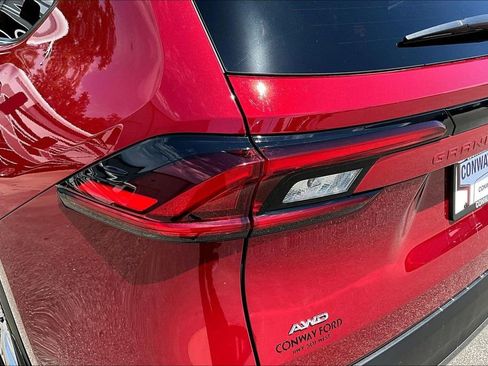 Used 2025 Toyota Grand Highlander AWD image 25
