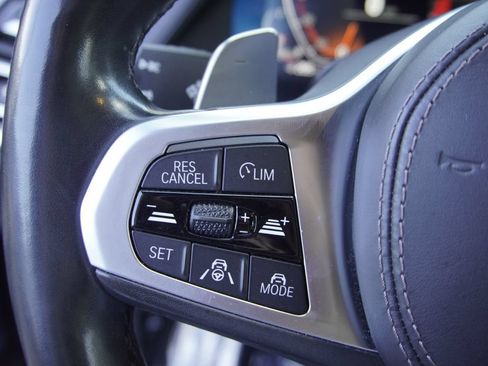 Used 2019 BMW X7 xDrive50i w/ M Sport Package AWD/4WD image 17