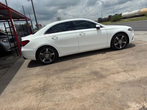 Used 2019 Mercedes-Benz A 220 image 11