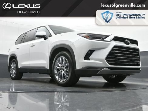 Used 2025 Toyota Grand Highlander AWD image 35