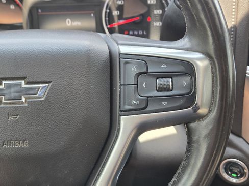 Used 2019 Chevrolet Silverado 1500 LT Trail Boss AWD/4WD image 23