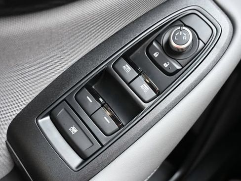 Used 2025 Subaru Legacy Premium AWD/4WD image 40