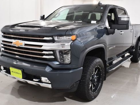 Used 2020 Chevrolet Silverado 3500 High Country AWD/4WD image 2