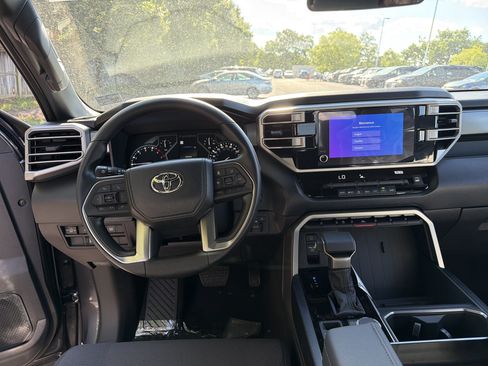 New 2026 Toyota Tundra SR5 AWD/4WD image 15