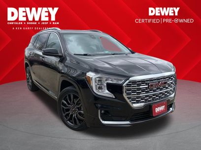 Used 2022 GMC Terrain Denali w/ Black Diamond Edition