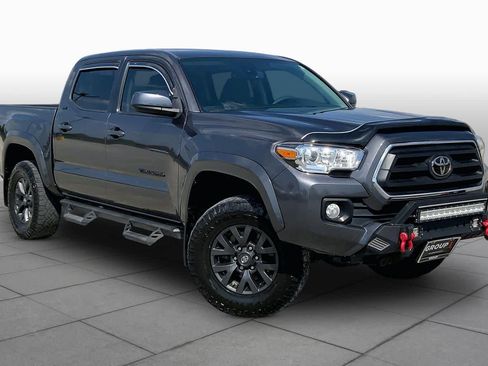 Used 2023 Toyota Tacoma SR5 RWD image 3