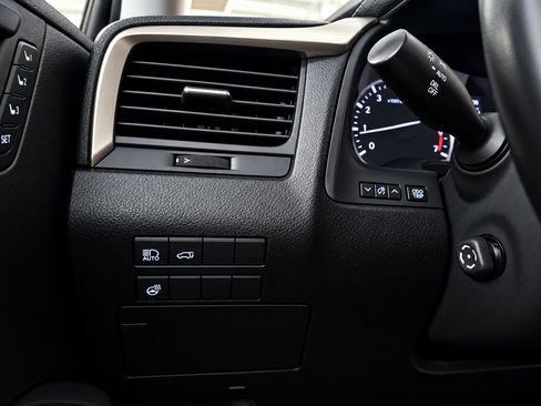 Used 2021 Lexus RX 350L FWD w/ Premium Package image 16