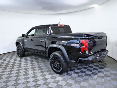 Used 2023 Chevrolet Colorado Trail Boss w/ Technology Package AWD/4WD image 6