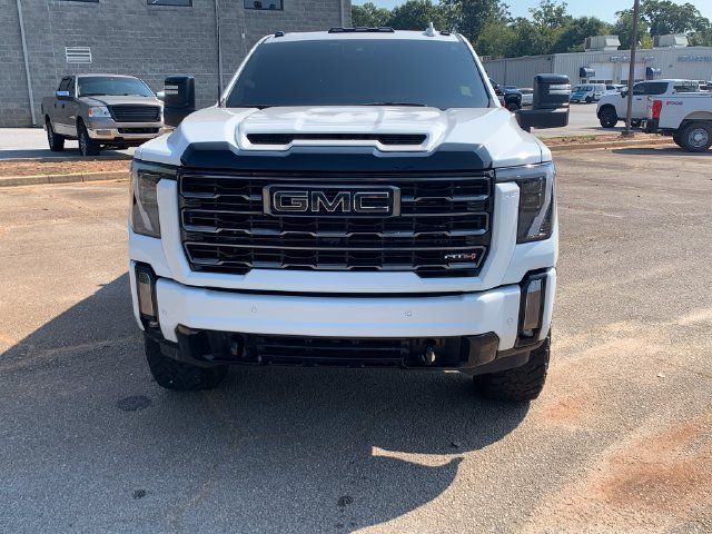 Used 2024 GMC Sierra 2500 AT4 w/ AT4 Premium Plus Package AWD/4WD image 2