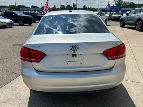 Used 2013 Volkswagen Passat TDI SE FWD image 6