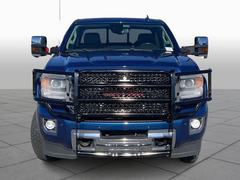 Used 2016 GMC Sierra 2500 Denali w/ Duramax Plus Package image 4