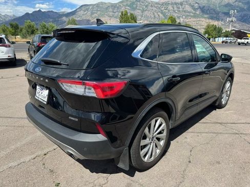 Used 2022 Ford Escape Titanium w/ Titanium Elite Package AWD/4WD image 5