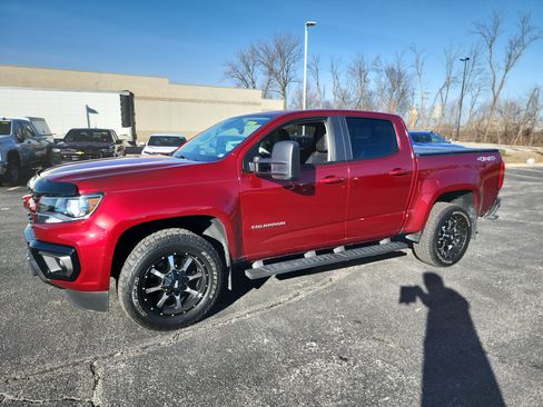 Used 2021 Chevrolet Colorado LT w/ Safety Package image 7